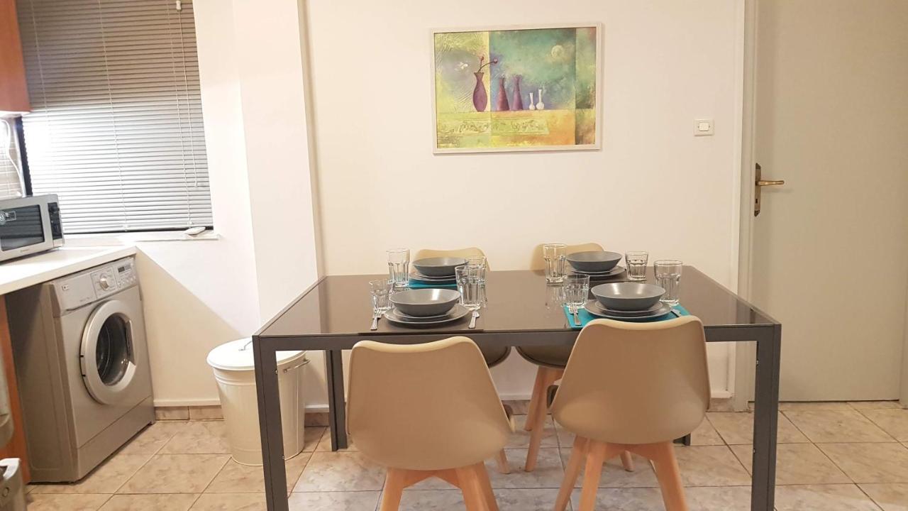 Palette Apartment Champagne - Athens Center, 6 Bd, 3 Bath Esterno foto
