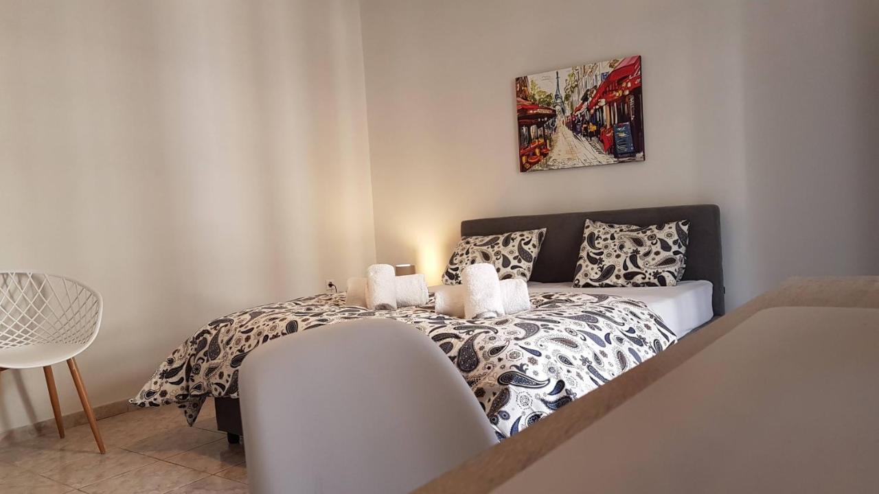 Palette Apartment Champagne - Athens Center, 6 Bd, 3 Bath Esterno foto